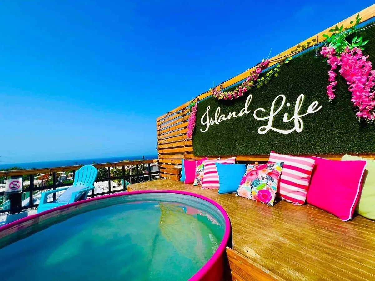 Isabela Beach House Rooftop Pool 7 Personas